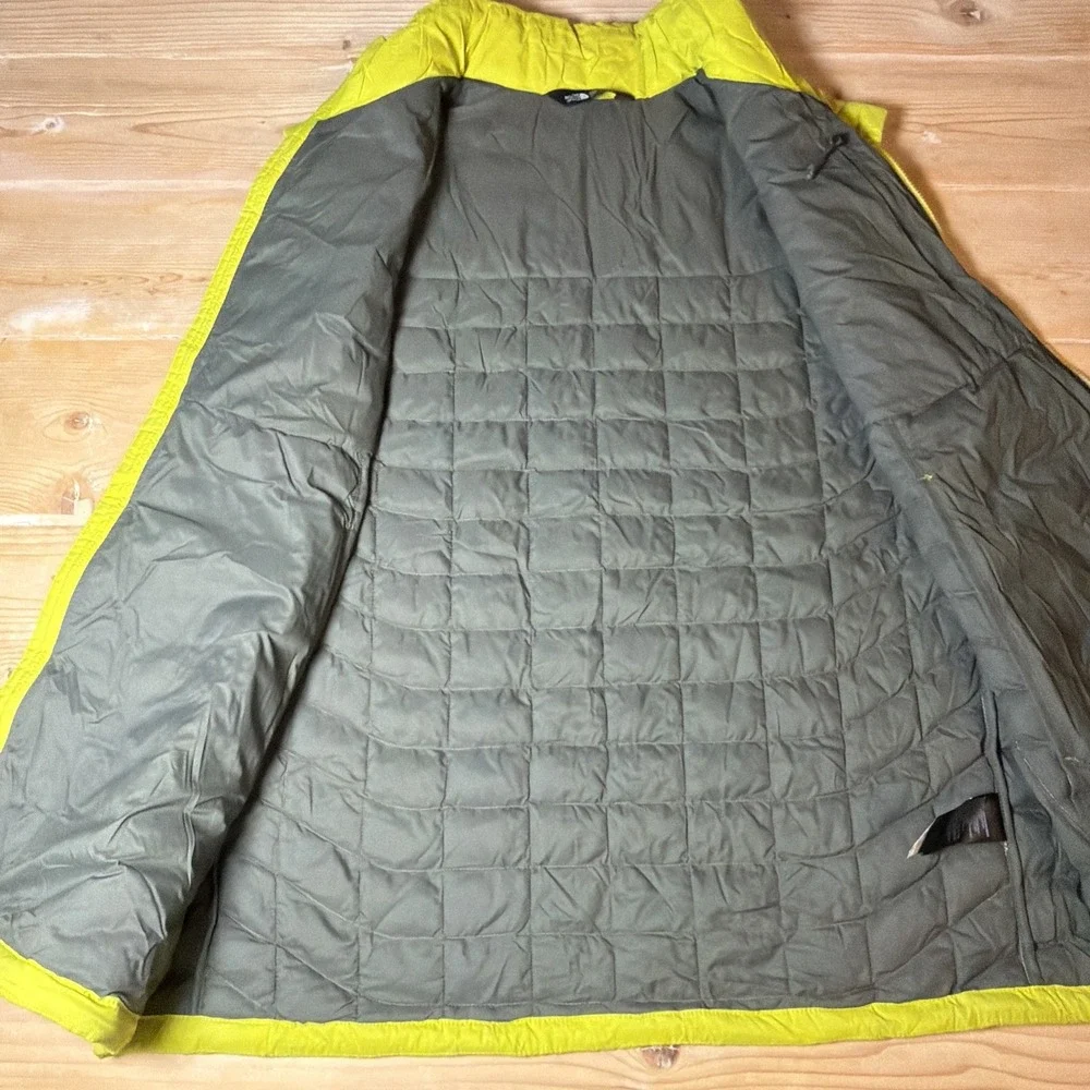 The North Face ThermoBall‎ Vest Mens Large Lime Green Quilted Full Zip Insulated